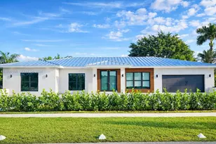 16733 Golfview Dr, Weston, FL 33326 - Photo 2