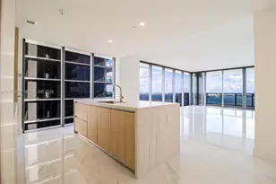 700 NE 24th St, Miami, FL 33137 - Photo 4