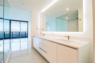 700 NE 24th St, Miami, FL 33137 - Photo 26