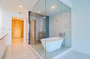 700 NE 24th St, Miami, FL 33137 - Photo 34