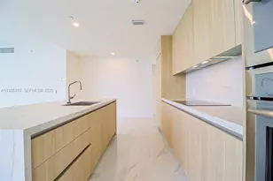 700 NE 24th St, Miami, FL 33137 - Photo 8