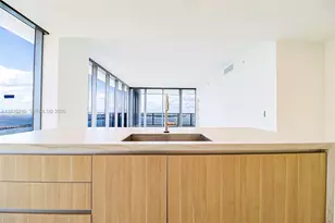 700 NE 24th St, Miami, FL 33137 - Photo 14