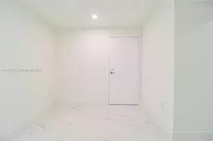 700 NE 24th St, Miami, FL 33137 - Photo 52