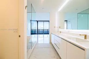 700 NE 24th St, Miami, FL 33137 - Photo 30