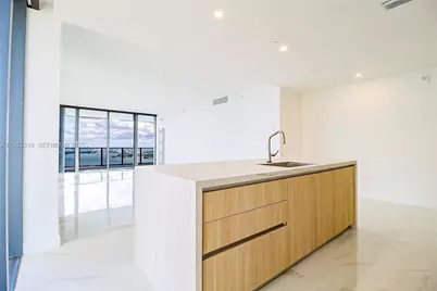 700 NE 24 St #4201, Miami, FL 33137 - Photo 10