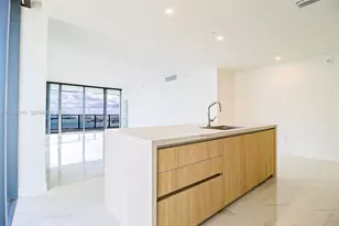 700 NE 24th St, Miami, FL 33137 - Photo 10