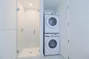 700 NE 24th St, Miami, FL 33137 - Photo 56