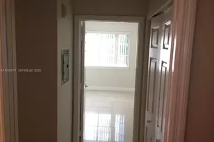 6851 SW 44th St, Miami, FL 33155 - Photo 4