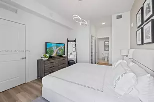 101 Diplomat Pkwy, Hallandale Beach, FL 33009 - Photo 22
