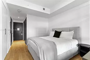 398 NE 5th St, Miami, FL 33132 - Photo 16