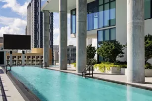 398 NE 5th St, Miami, FL 33132 - Photo 44