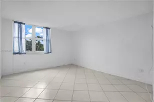 10350 W Bay Harbor Dr, Bay Harbor Islands, FL 33154 - Photo 12