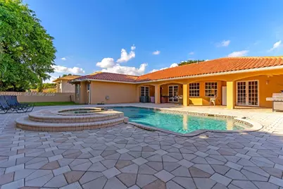 12700 SW 188th St, Miami, FL 33177 - Photo 32