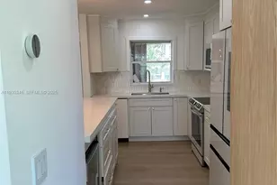 708 SE 3rd Ave Ext, Hallandale Beach, FL 33009 - Photo 8