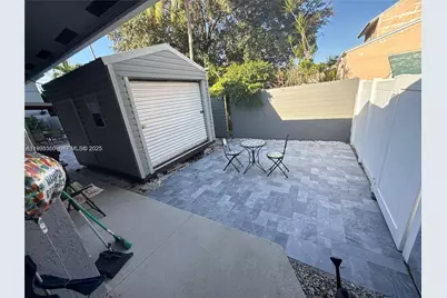 1812 Coolidge St, Hollywood, FL 33020 - Photo 10