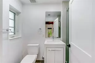 504 Navarre Ave, Coral Gables, FL 33134 - Photo 10