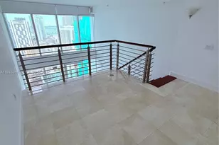 41 SE 5th St, Miami, FL 33131 - Photo 4