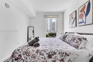 321 NE 26th St, Miami, FL 33137 - Photo 14