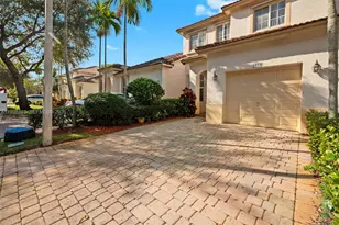 1958 NW 79th Way, Pembroke Pines, FL 33024 - Photo 2