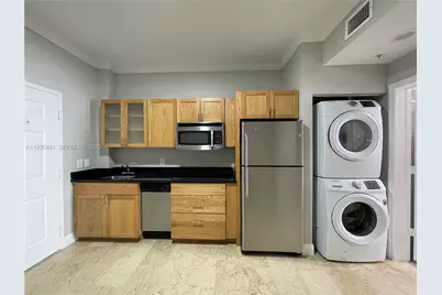 1750 NW 107th Ave #M308, Sweetwater, FL 33172 - Photo 4