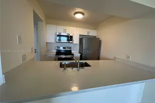 8120 Geneva Ct, Doral, FL 33166 - Photo 18