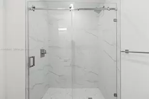 101 Diplomat Pkwy, Hallandale Beach, FL 33009 - Photo 26