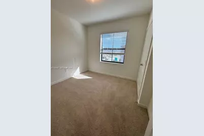 1596 NE 3rd Ave, Florida City, FL 33034 - Photo 8