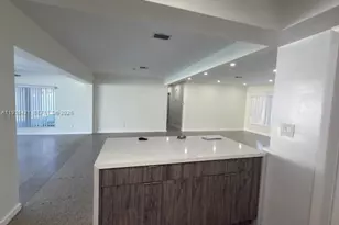 860 W Dayton Cir, Fort Lauderdale, FL 33312 - Photo 8