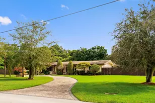 9890 SW 138th St, Miami, FL 33176 - Photo 24