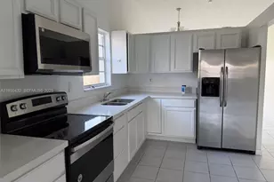 16227 SW 305th St, Homestead, FL 33033 - Photo 4