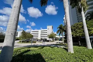 14951 Royal Oaks Ln, North Miami, FL 33181 - Photo 26