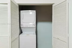 8395 SW 73rd Ave, Miami, FL 33143 - Photo 12