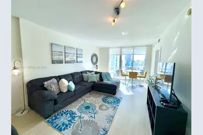 185 SW 7th St #1402, Miami, FL 33130 - Photo 6