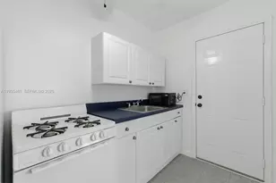 126 SW 18th Ave, Miami, FL 33135 - Photo 2