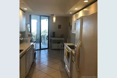 2000 Towerside Ter #905, Miami, FL 33138 - Photo 6