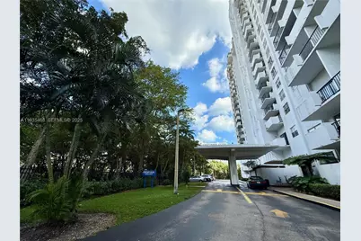 2780 NE 183rd St #514, Aventura, FL 33160 - Photo 1