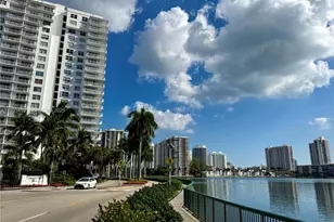 2780 NE 183rd St, Aventura, FL 33160 - Photo 16