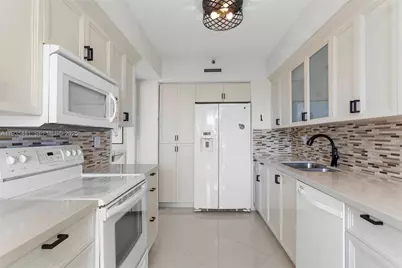 19500 Turnberry Way #5F + CABANA, Aventura, FL 33180 - Photo 12