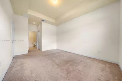 3366 W 90th Ter, Hialeah, FL 33018 - Photo 14