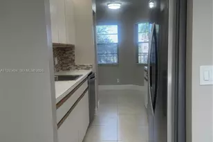 1251 SW 125th Ave, Pembroke Pines, FL 33027 - Photo 6