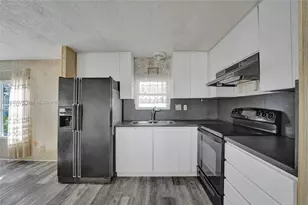 361 NW 135th Ave, Plantation, FL 33325 - Photo 10