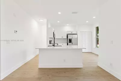 5532 NW 55th Ter, Coconut Creek, FL 33073 - Photo 12