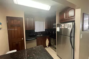 6900 SW 39th St, Davie, FL 33314 - Photo 4