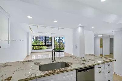 520 Brickell Key Dr #A604, Miami, FL 33131 - Photo 2