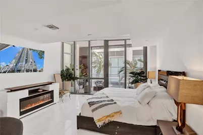 851 NE 1st Ave #202, Miami, FL 33132 - Photo 10