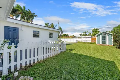 232 SE 6th St, Dania Beach, FL 33004 - Photo 38
