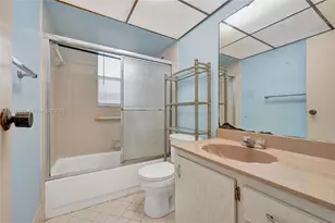 1810 SW 81st Ave, North Lauderdale, FL 33068 - Photo 14