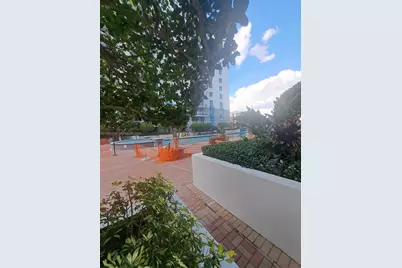 5077 NW 7th St #412, Miami, FL 33126 - Photo 2