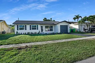 11440 NW 46th Pl, Sunrise, FL 33323 - Photo 2