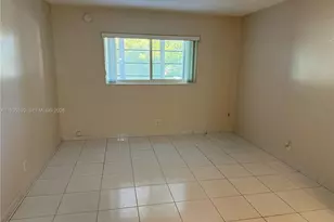 5061 W Oakland Park Blvd, Lauderdale Lakes, FL 33313 - Photo 12